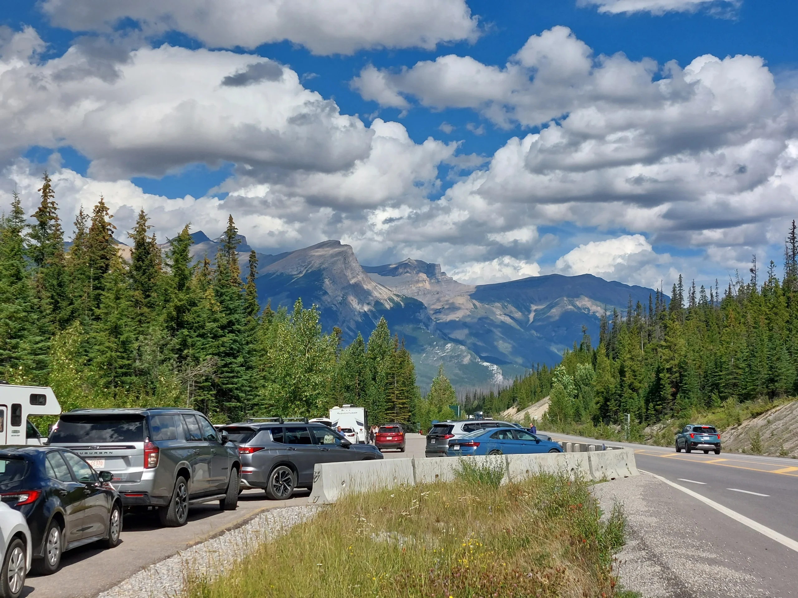 Der HWY 93 ist Nord- Südverbindung in Alberta und bringt uns von Jasper zurück zum Trans Canadian HWY 1. Es ist wahrscheinlich der malerischste HWY überhaupt.
