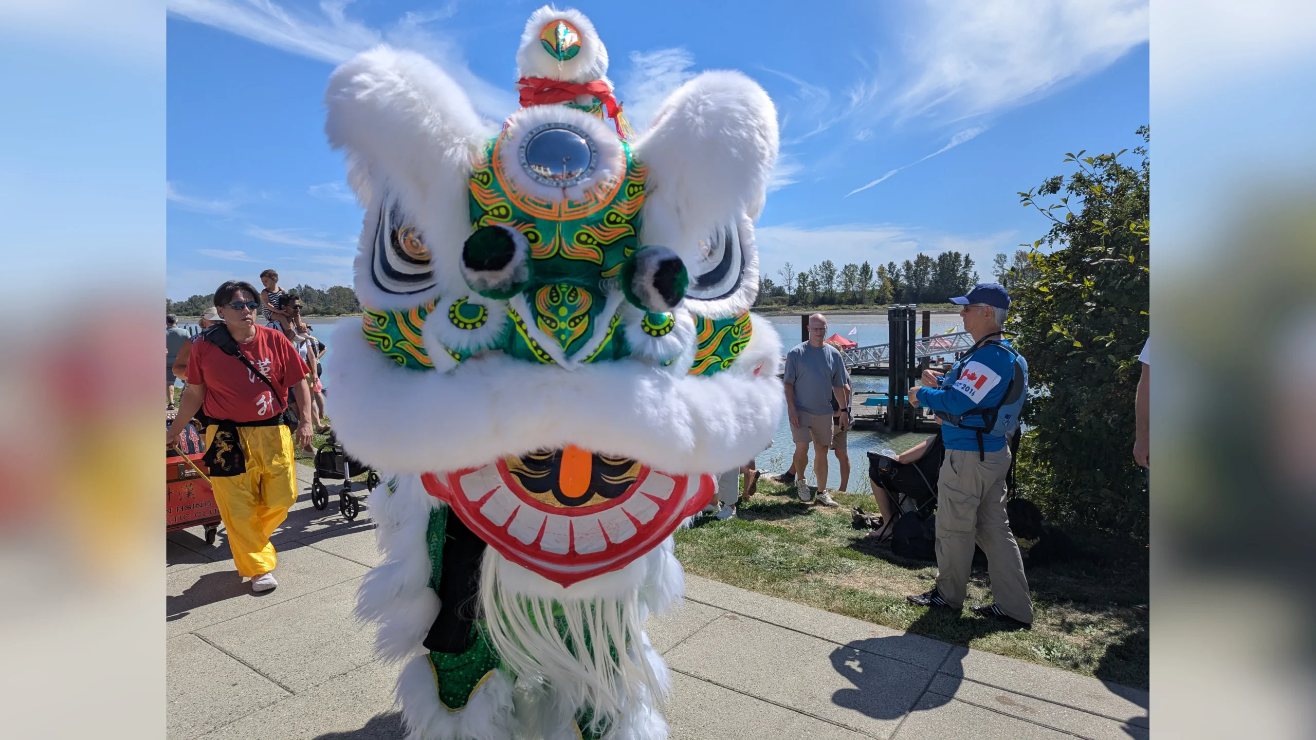 Zum Glück war dieser Drache nicht hungrig.