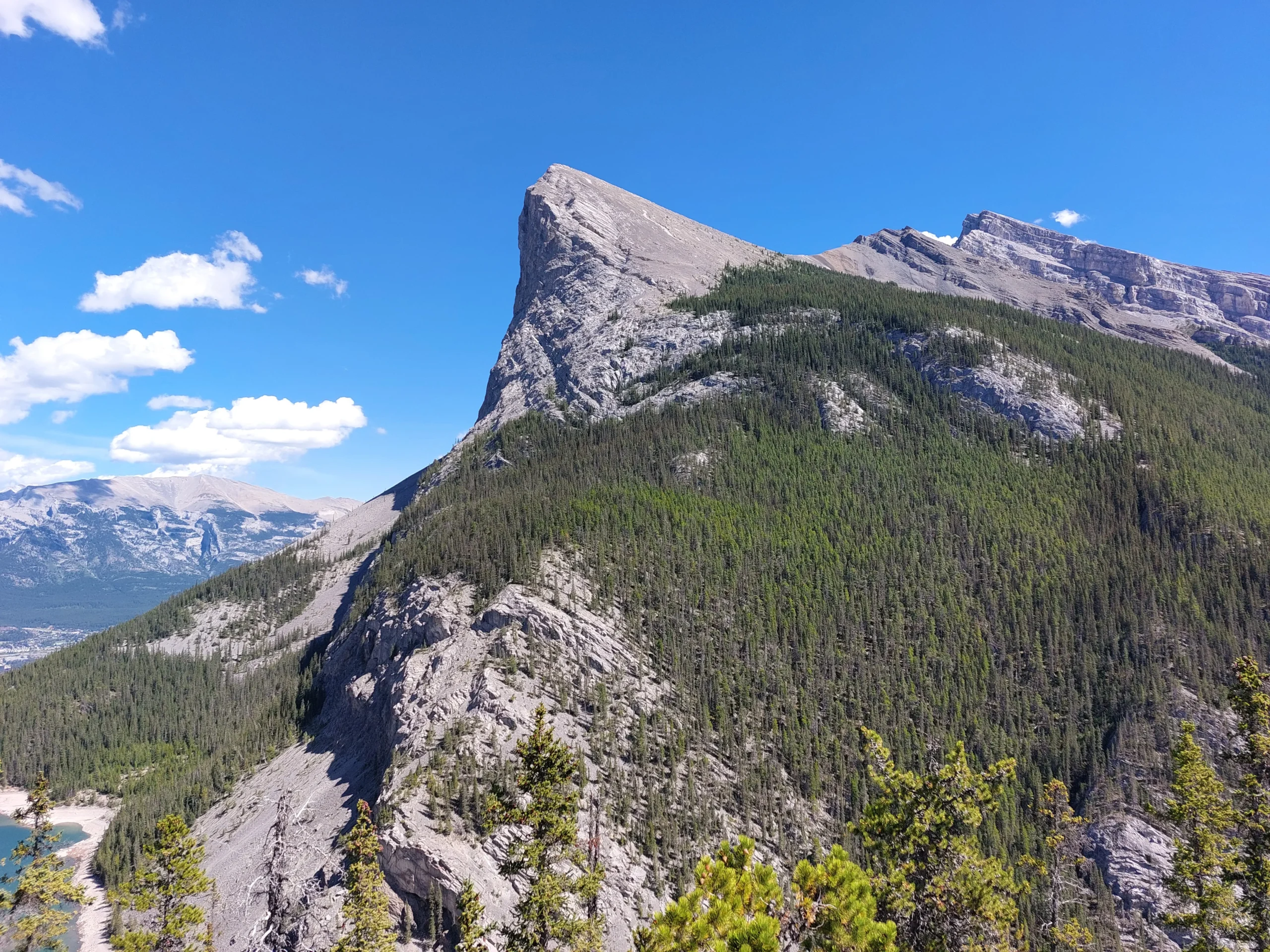 Ha Ling Peak - Die jüngste der drei Schwestern.